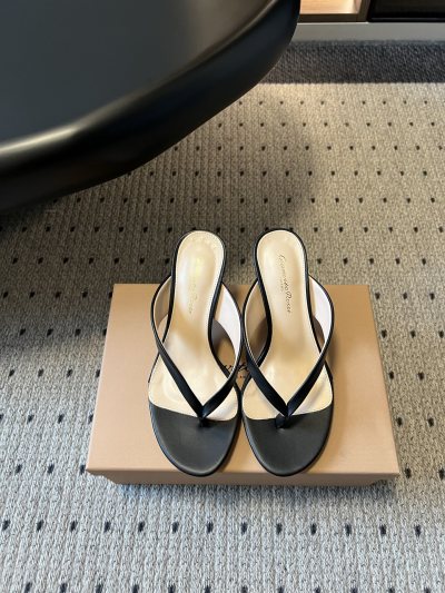 Gianvito Rossi женские черные кожаные сандалии на каблуке