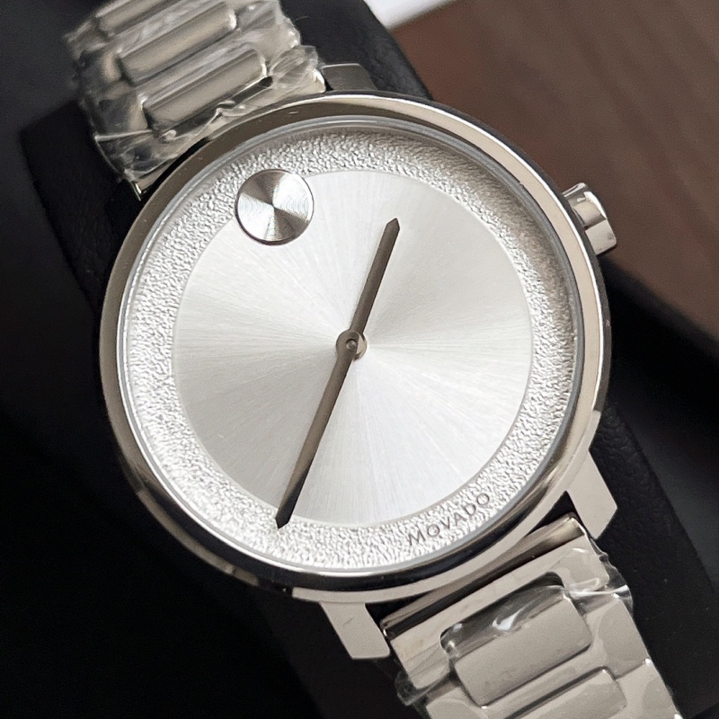 Часы Movado