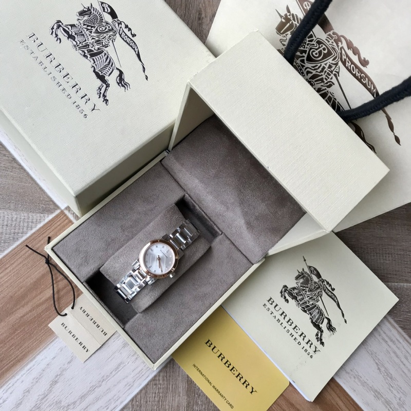 Часы Burberry