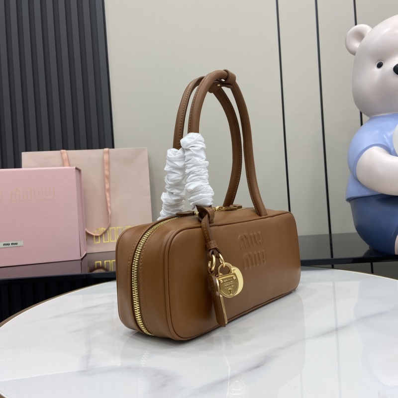 Сумка Miu Miu коричневая с замком
