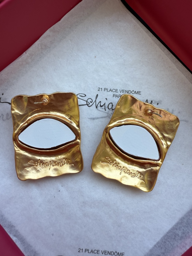Серьги в виде глаз Schiaparelli
