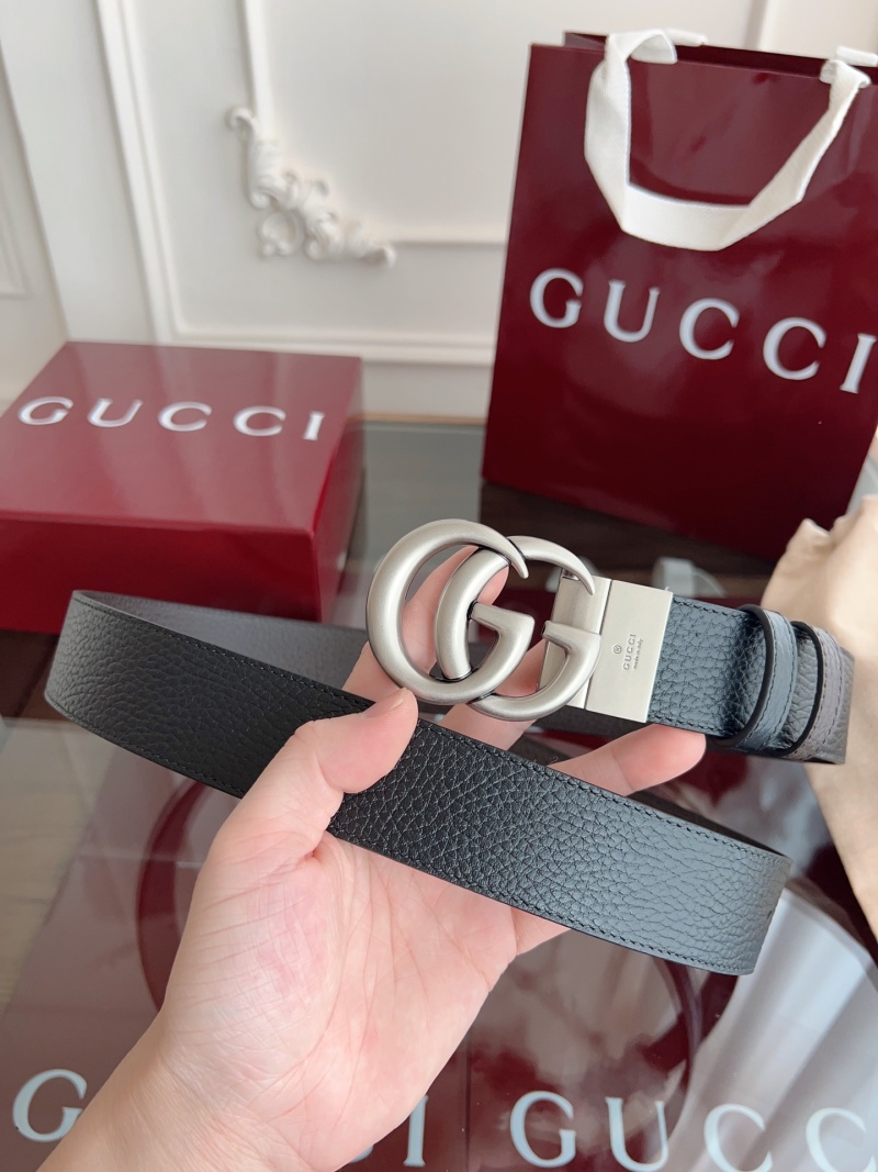 Ремень Gucci GG Marmont двусторонний с пряжкой