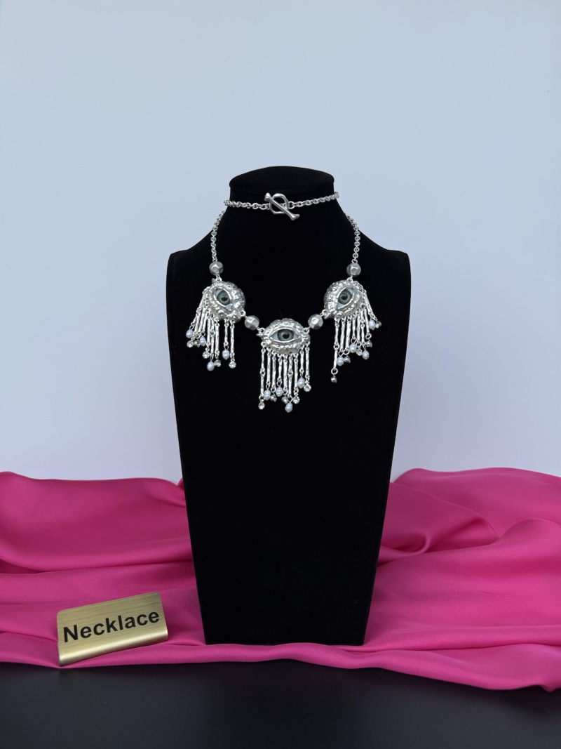 Нарядное колье с подвесками Schiaparelli