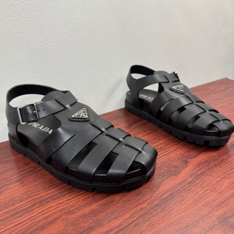 Мужские сандалии Prada