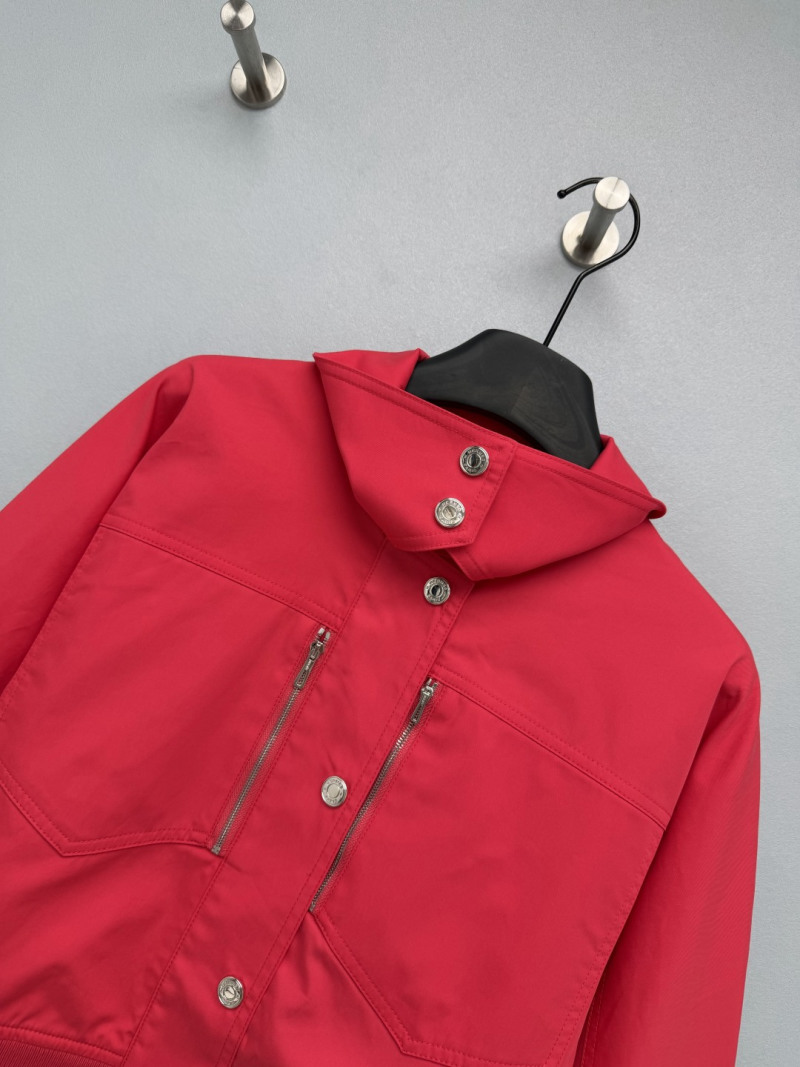 Красная куртка He* с воротником-стойкой Без бренда