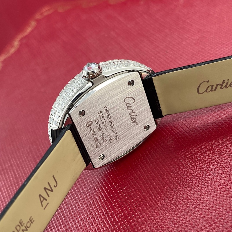 Часы Cartier