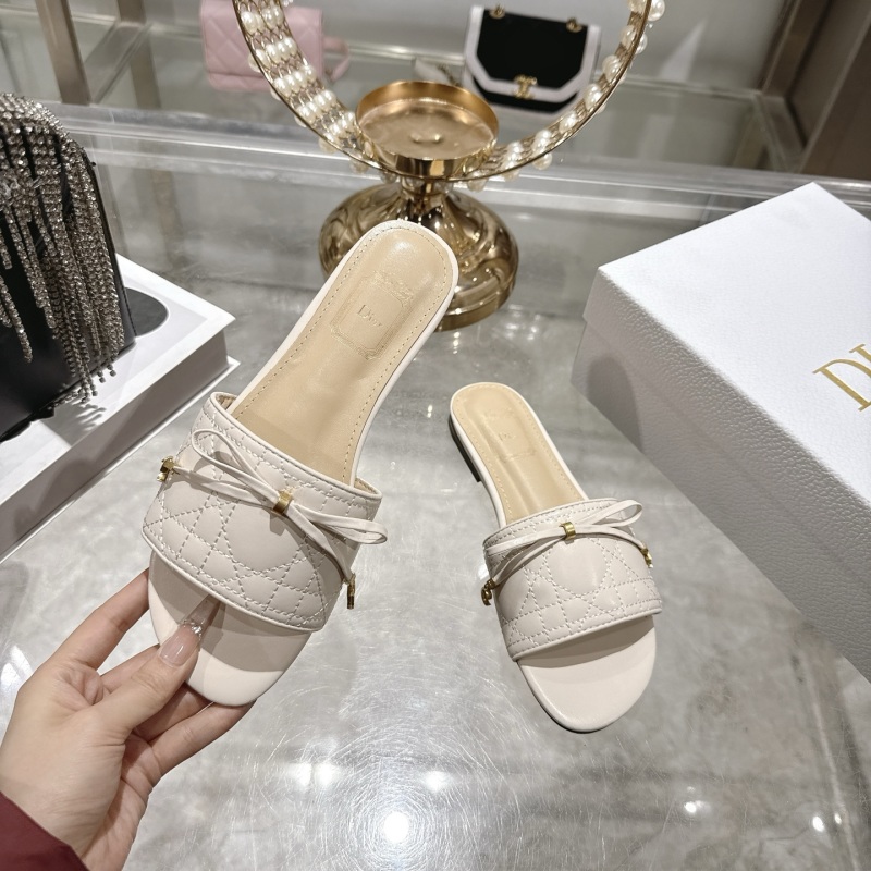 Женские кожаные мюли с бантом и вышивкой Dior