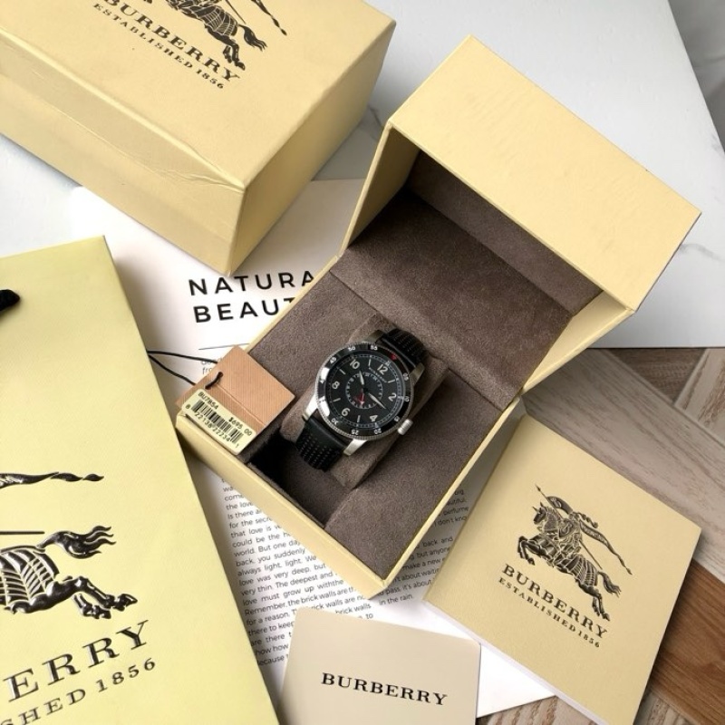 Часы Burberry