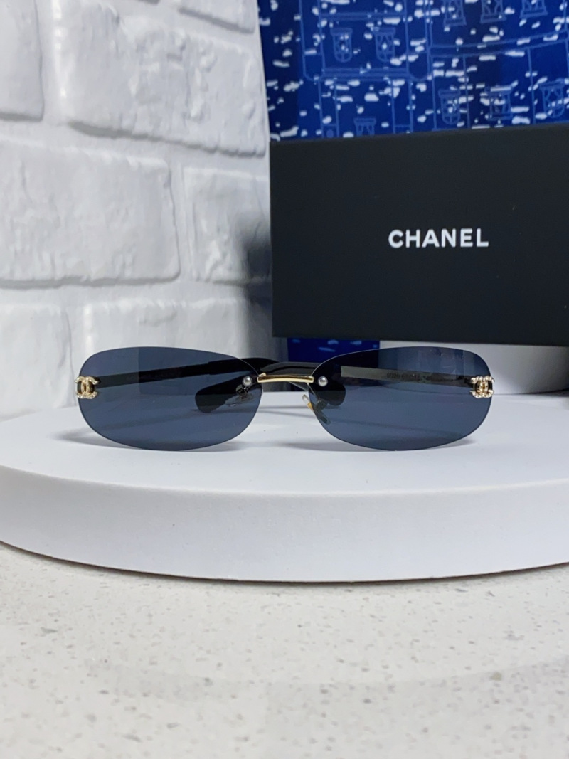Безободковые солнцезащитные очки Chanel