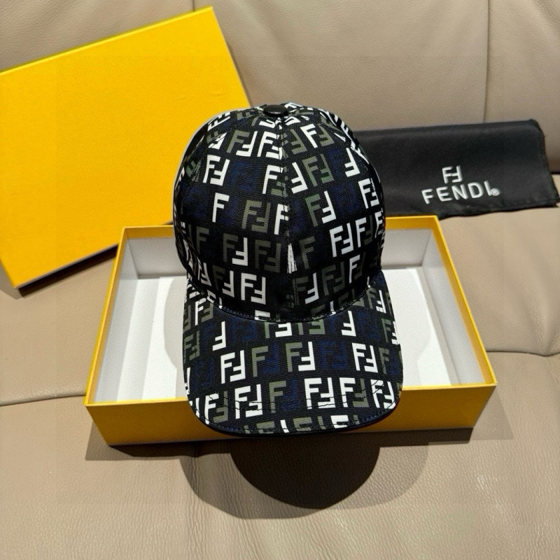 Бейсболка с монограммным принтом Fendi