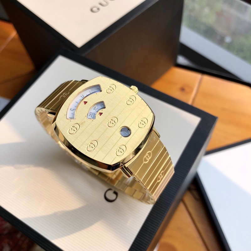 Часы Gucci