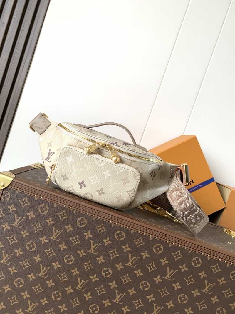 Ремень Louis Vuitton с монограммой