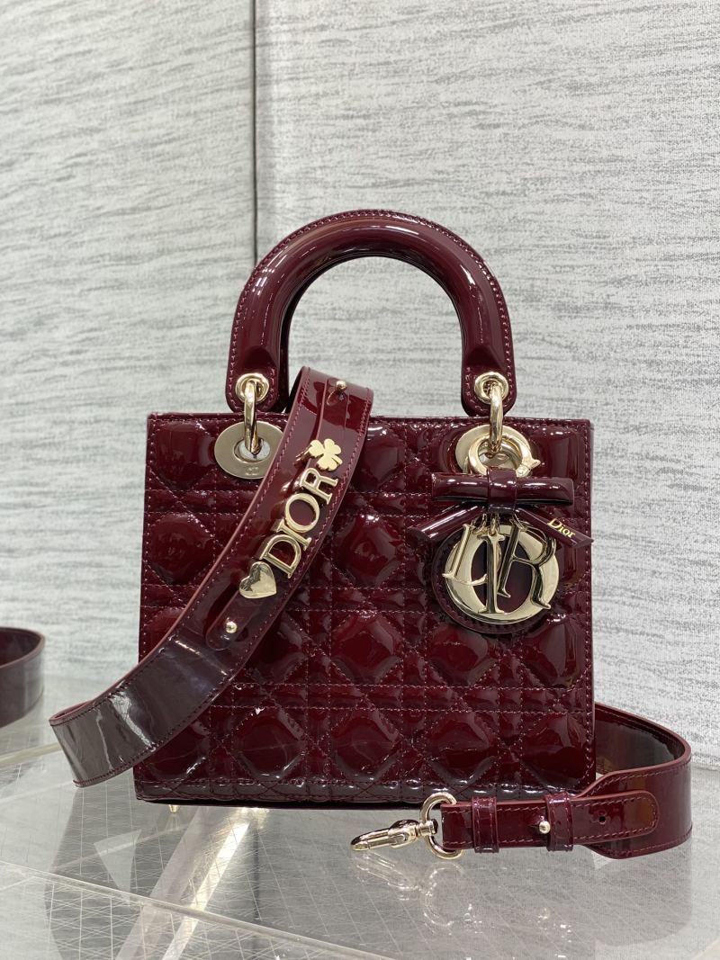 Сумка Dior Lady Dior бордовая лаковая
