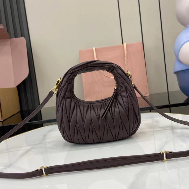 Сумка Miu Miu коричневый