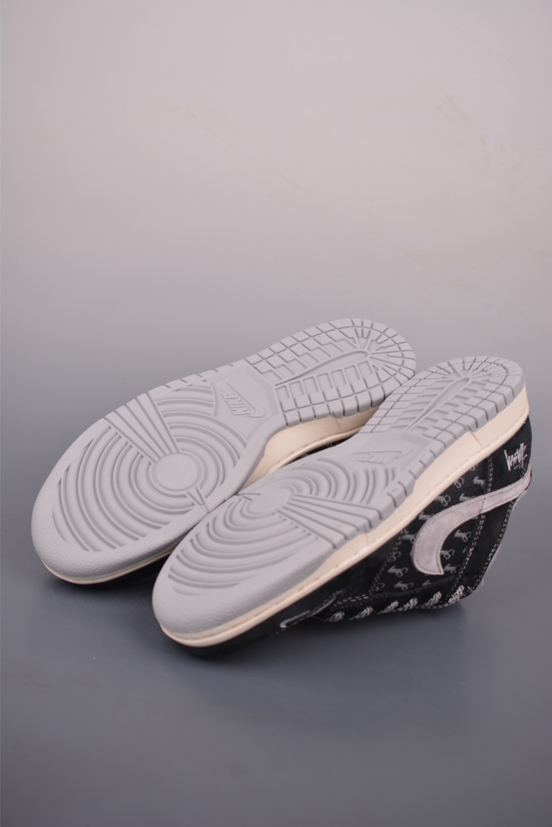 Кроссовки Nike SB Dunk Low