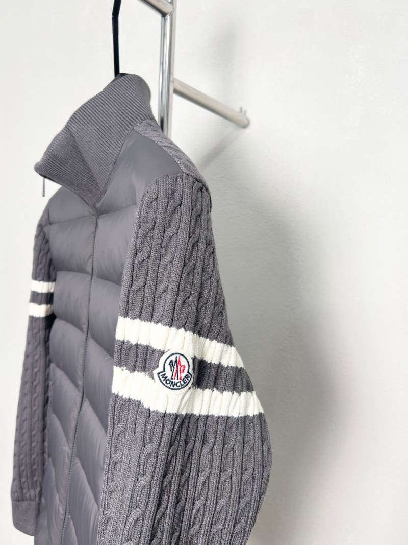 Пуховик Moncler