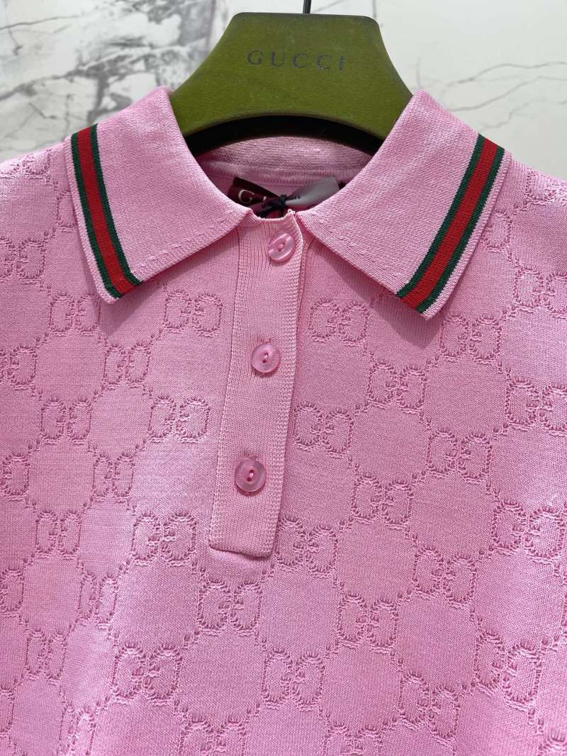 Женский розовый джемпер с воротником-поло и логотипом Gucci