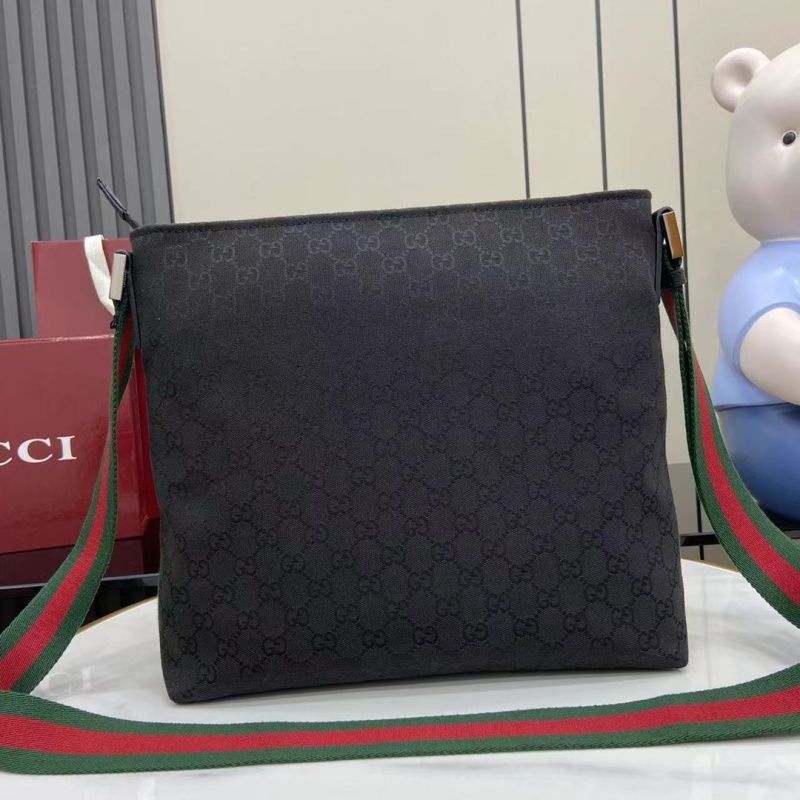 Плечевая сумка Gucci с монограммой