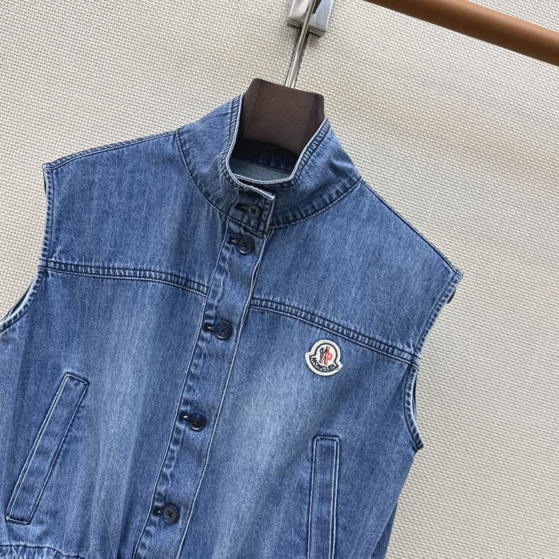 Жилет Moncler