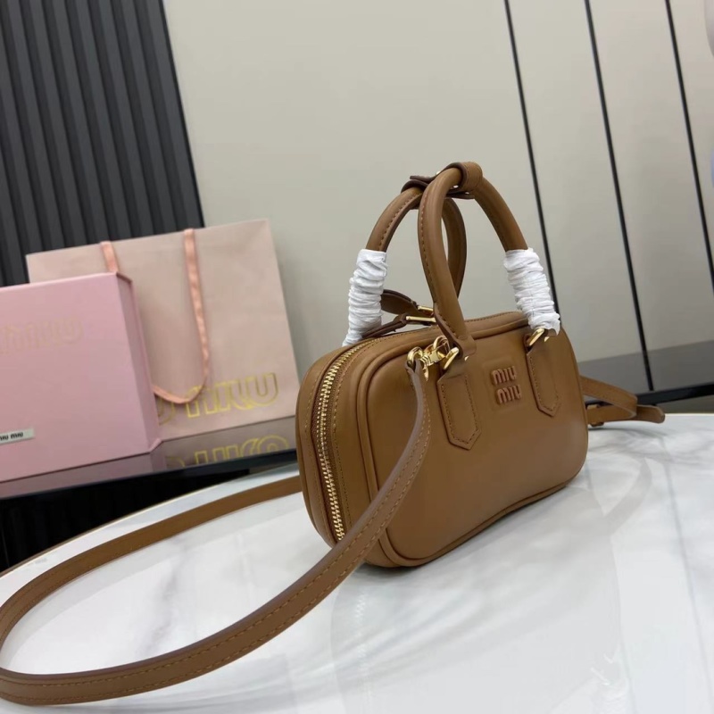 Сумка Miu Miu коричневая