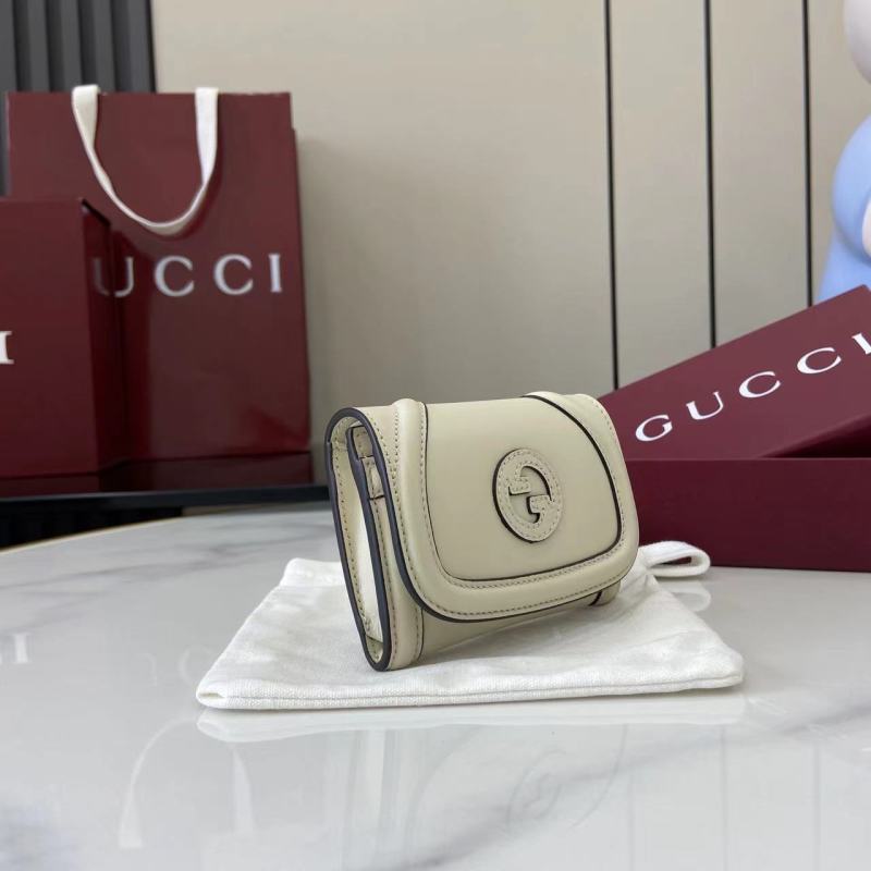 Мини-сумка Gucci с логотипом GG