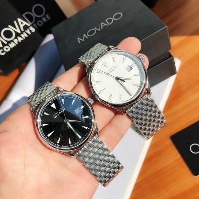 Часы Movado