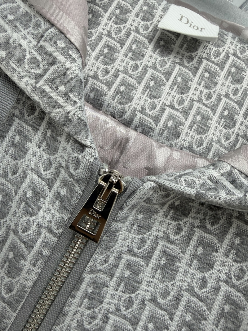 Костюм Dior