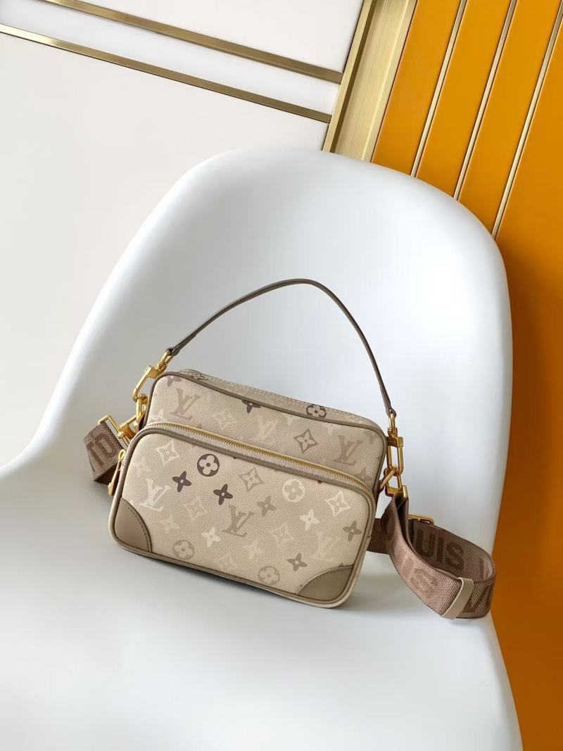 Сумка Monogram Heritage с принтом и ручками Louis Vuitton