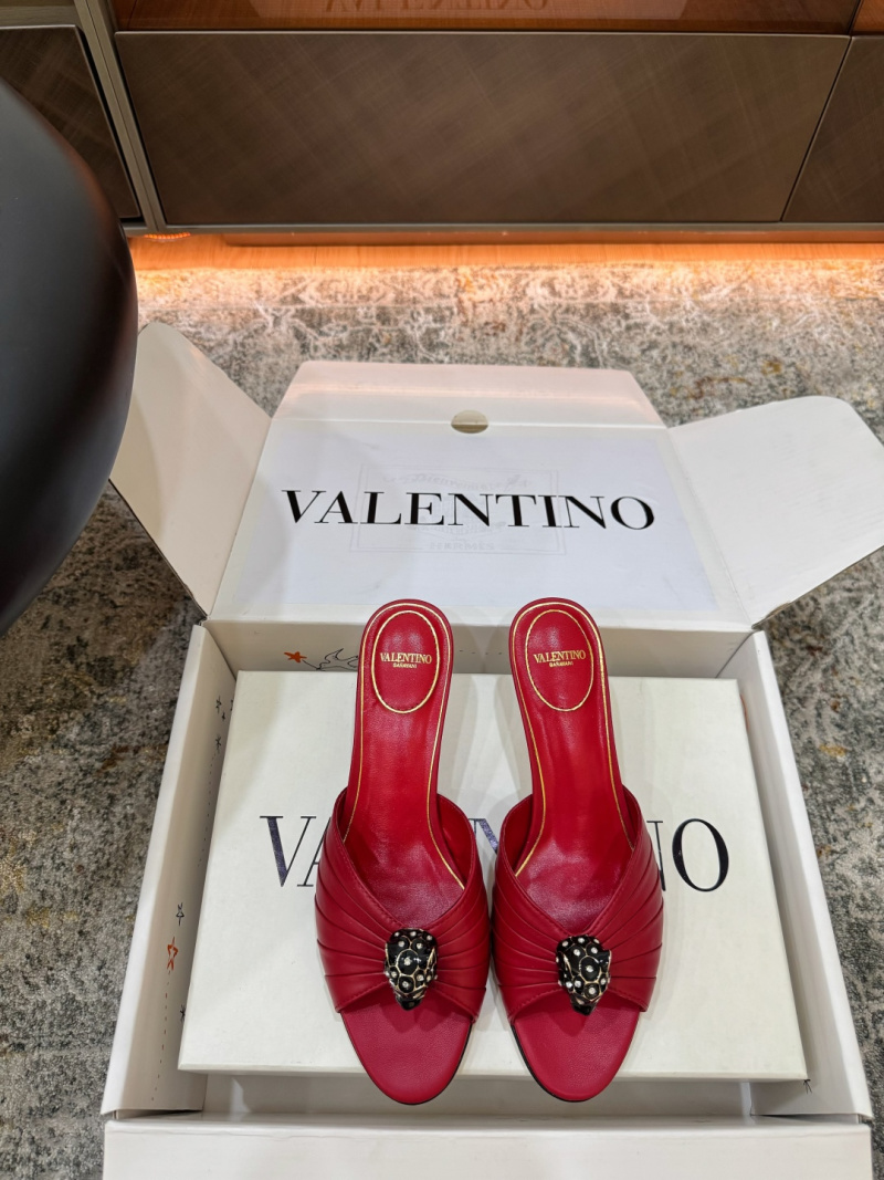 Женские туфли Valentino из натуральной кожи Valentino Garavani