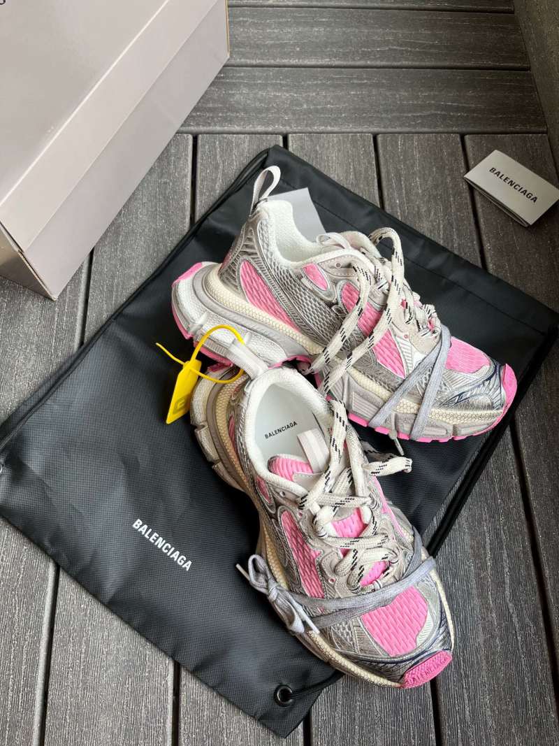 Кроссовки Balenciaga Track Trainer женские