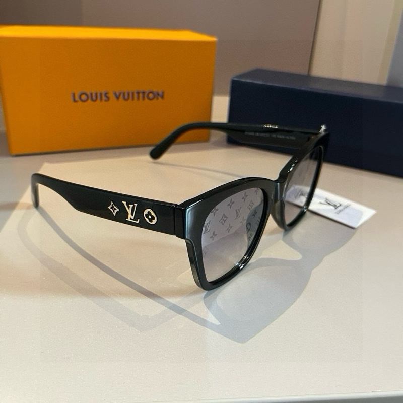Louis Vuitton Очки черные с логотипом