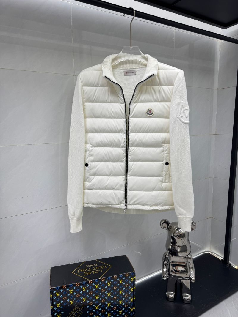 Пуховик Moncler