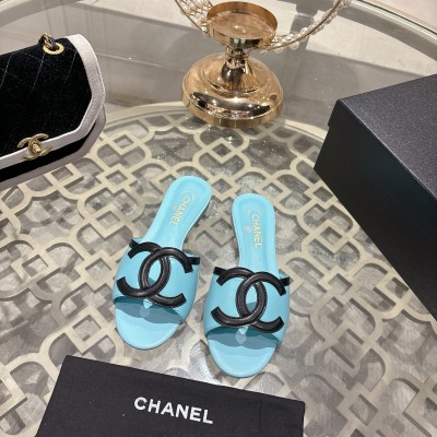 Женские пляжные сандалии Chanel с двойным логотипом