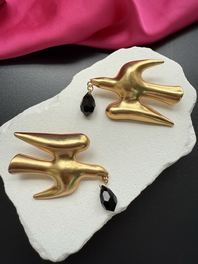 Серьги Schiaparelli в форме птицы с черными кристаллами