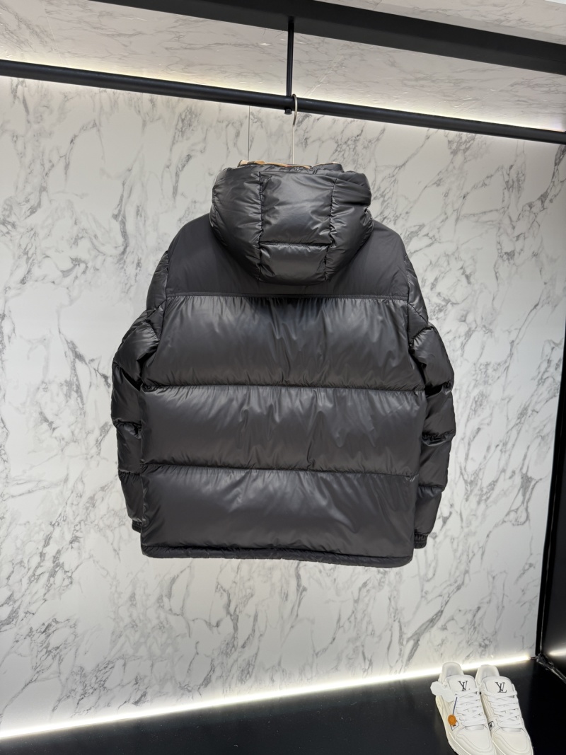 Пуховик Burberry