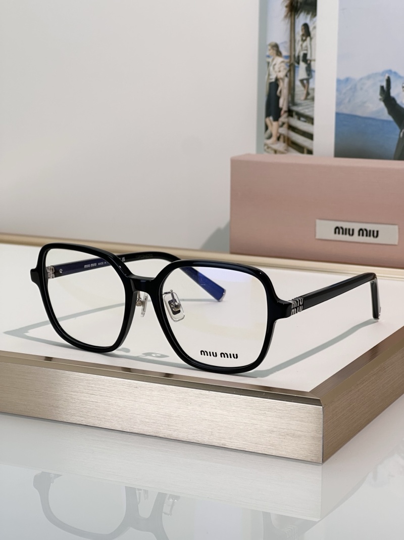 Очки Miu Miu VMU06W