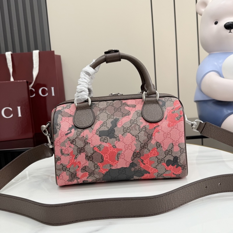 Сумка Gucci с принтом GG