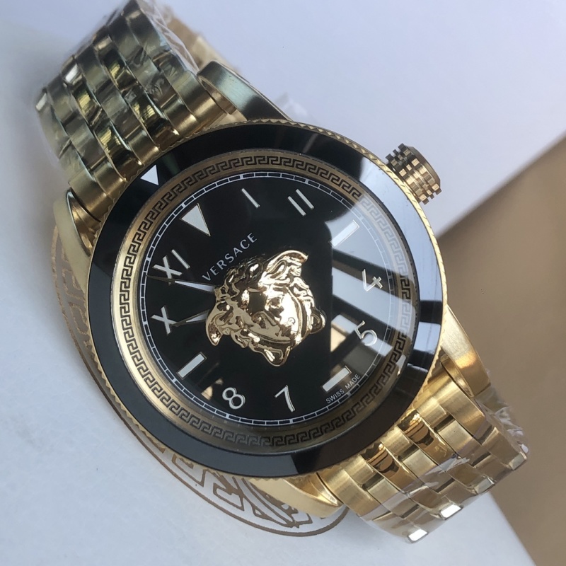Часы Versace