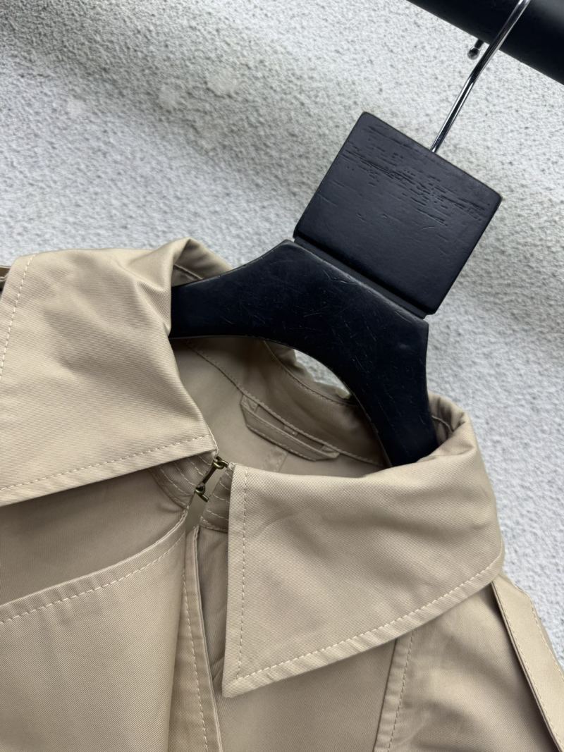 Короткий плащ-тренч с капюшоном Burberry