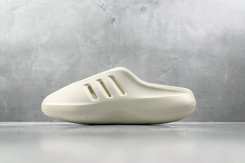 Сандалии Adidas Originals белые мужские