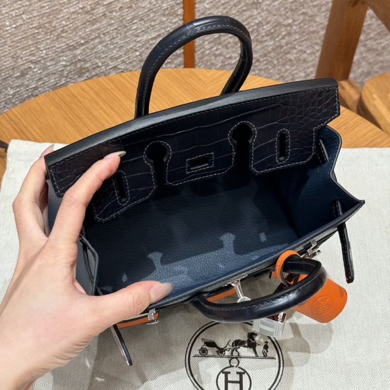 Ручная сумка темно-синяя с контрастными окнами Hermès