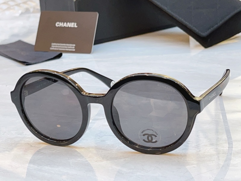 Солнцезащитные очки Chanel модель CH5522U