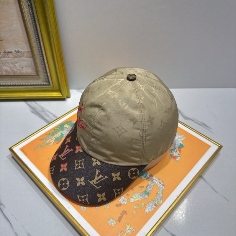 Бейсболка Louis Vuitton