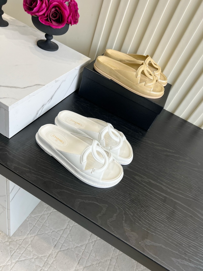 Шлёпанцы Chanel