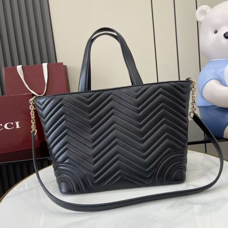 Черная сумка Gucci с квилтингом