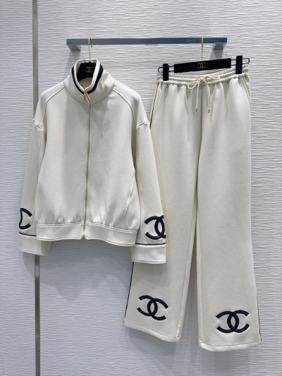 Спортивный костюм Chanel