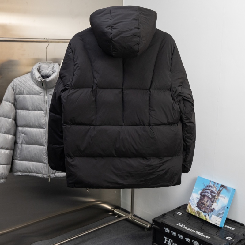 Пуховик Moncler