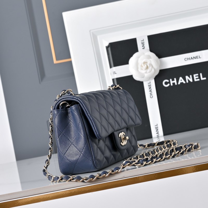 Сумка Chanel классическая мини с цепочкой