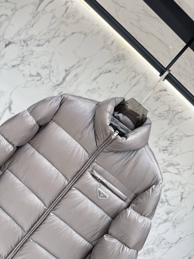 Пуховик Prada