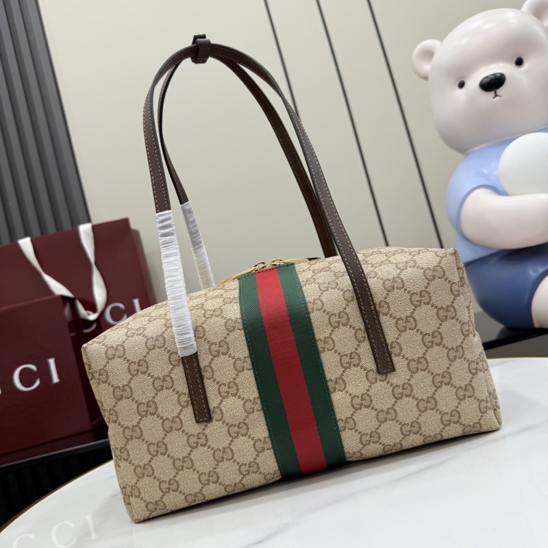 Сумка Gucci с монограммой и полосой